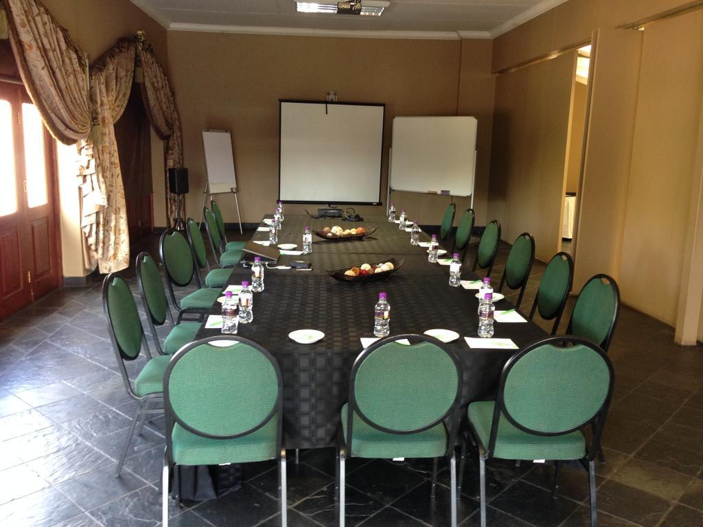 Picanha Grill Guest House & Events Venue Nigel Bagian luar foto