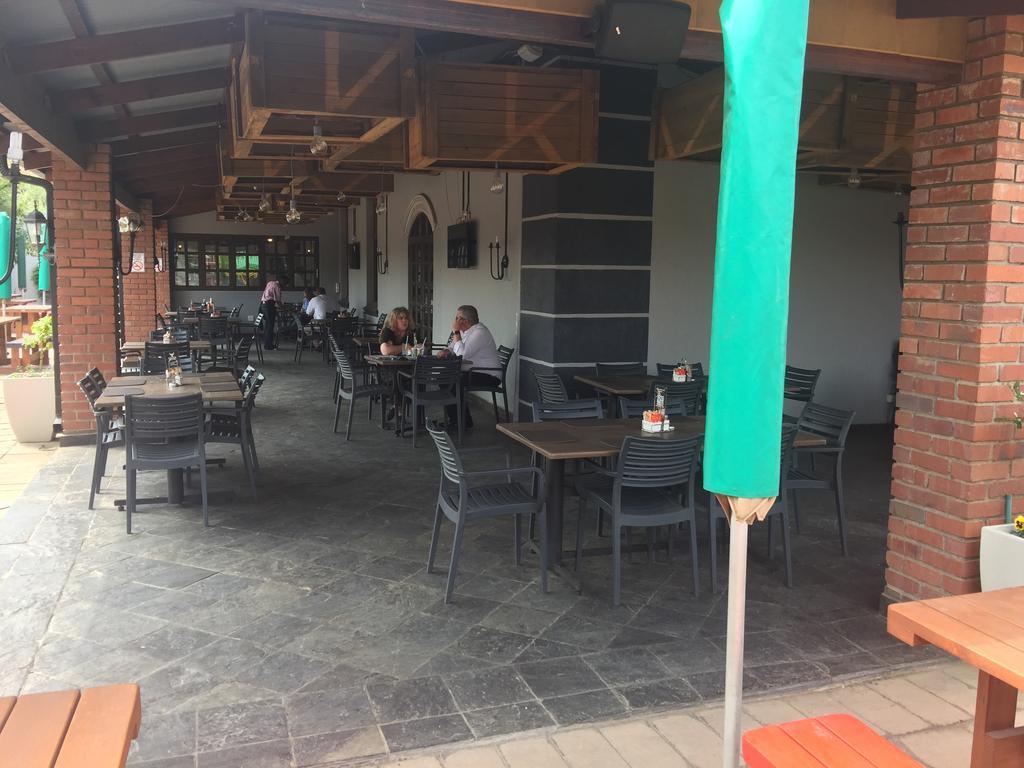 Picanha Grill Guest House & Events Venue Nigel Bagian luar foto